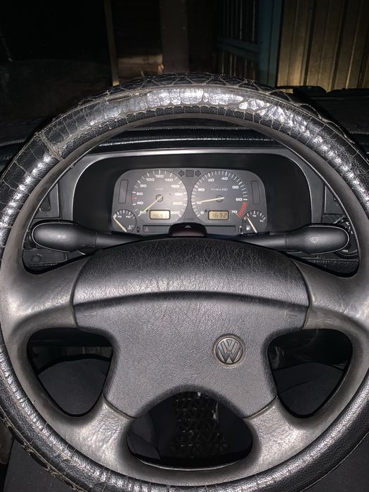 Продам VW golf 1.8