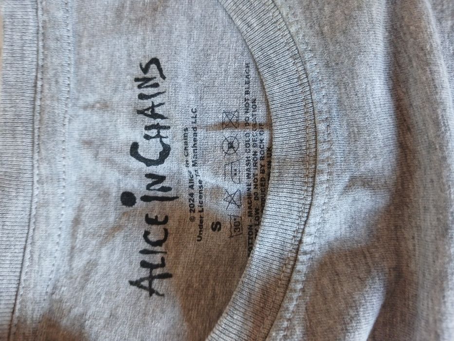 Hard rock Alice in chains diesel guess levi's kiss тениски и потници y2k