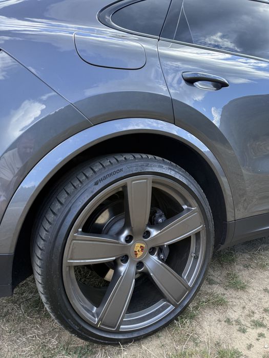 Porsche Cayenne coupe E-Hybrid