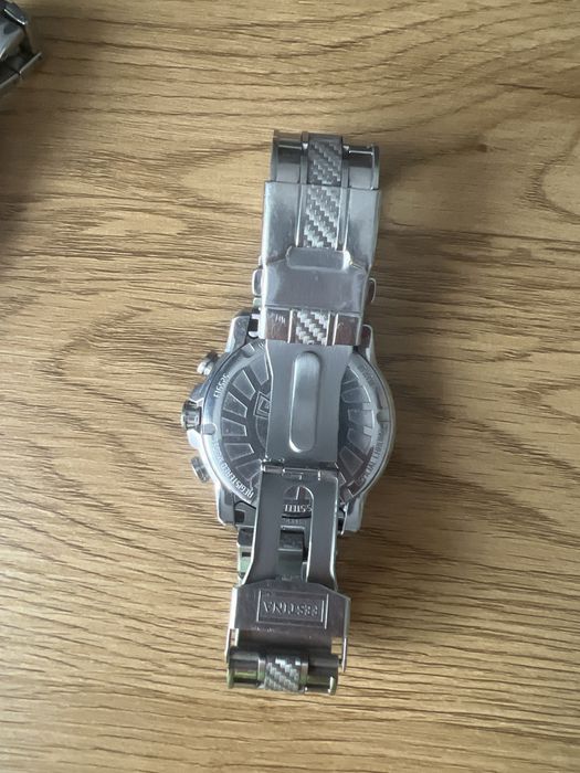 Vand ceasuri Festina