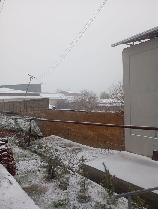 Продается участок вдоль дороги Шуробозор