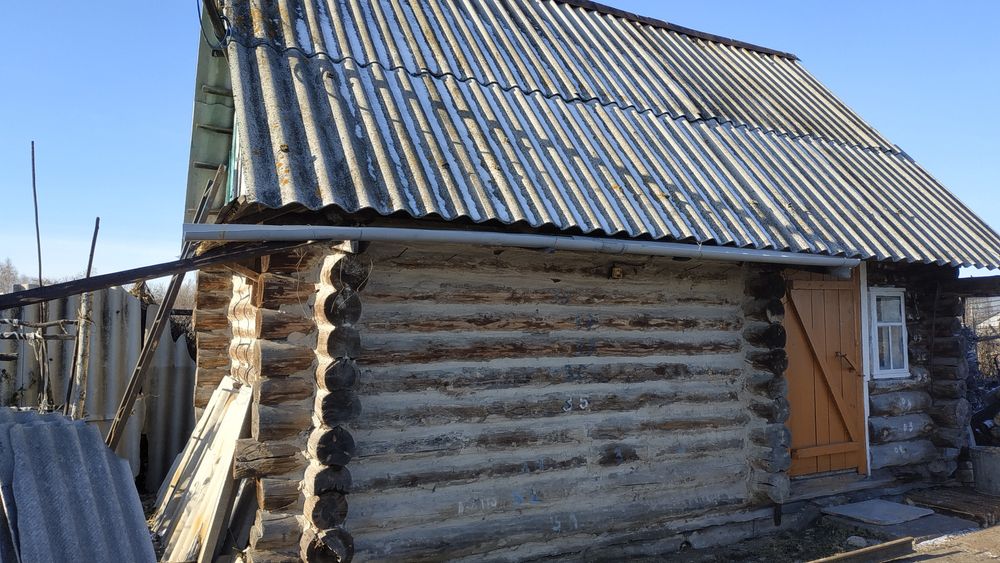 Продается большой теплый дом .