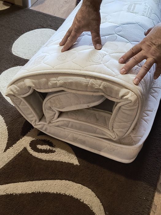 Топ матрак на Нани за легло с размер 82/190/8см - 23 евро 
Бургас, изп