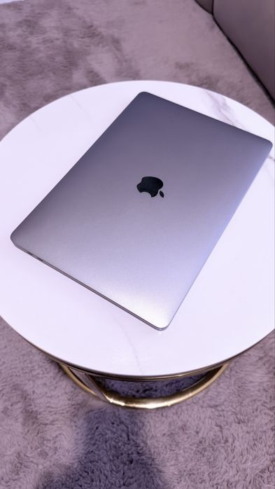 Macbook Pro 2019 13’ TouchBar