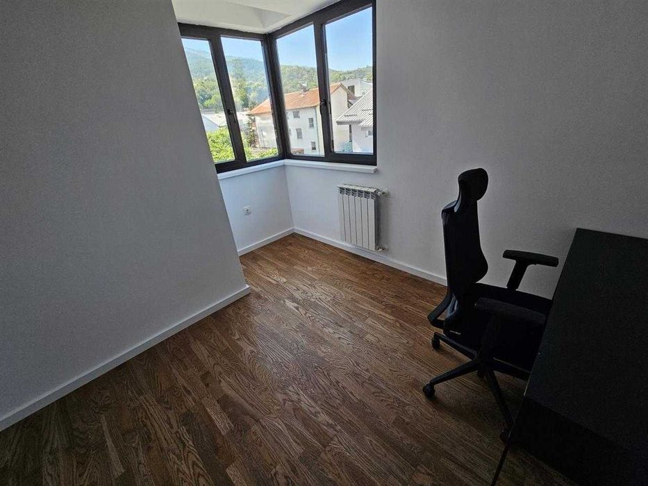 Дава се под наем Двустаен апартамент в Пловдив, Захарна фабрика - 67 кв.м за 244.8 € - Снимка #1