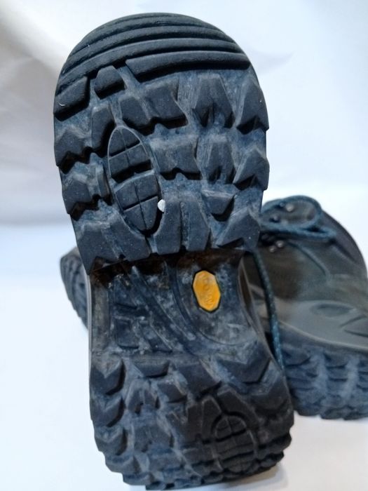 Bocanci / ghete Lowa Renegate nr 41,5 gri inchis, piele, talpa vibram