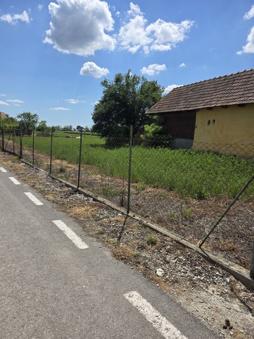 Casă de vânzare la țară
