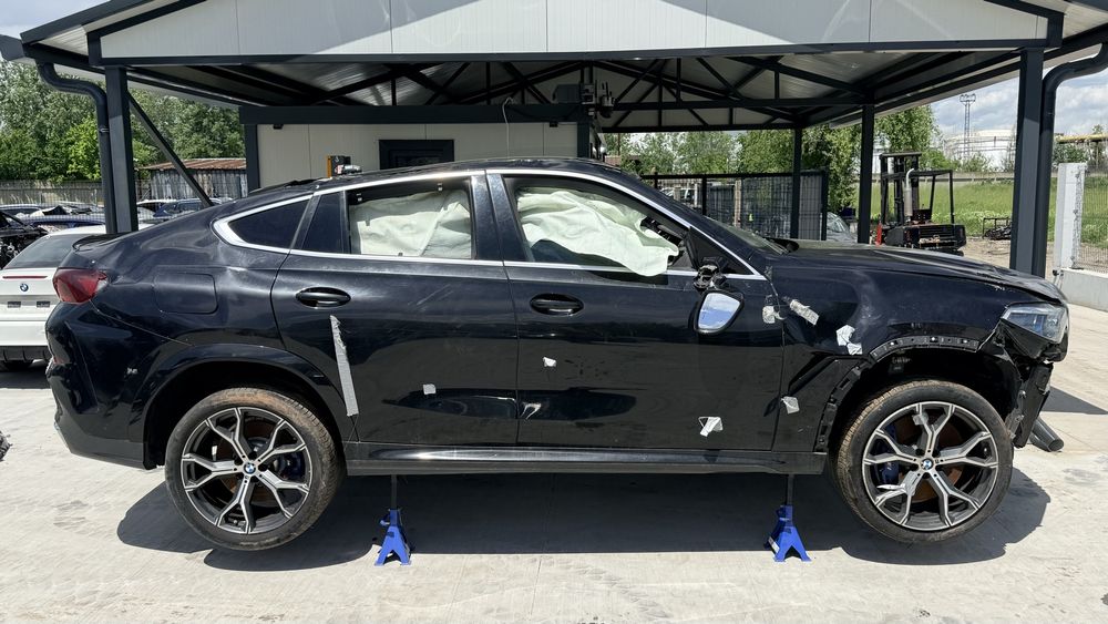 BMW X6 G06 4.0i Xdrive B58 На части!