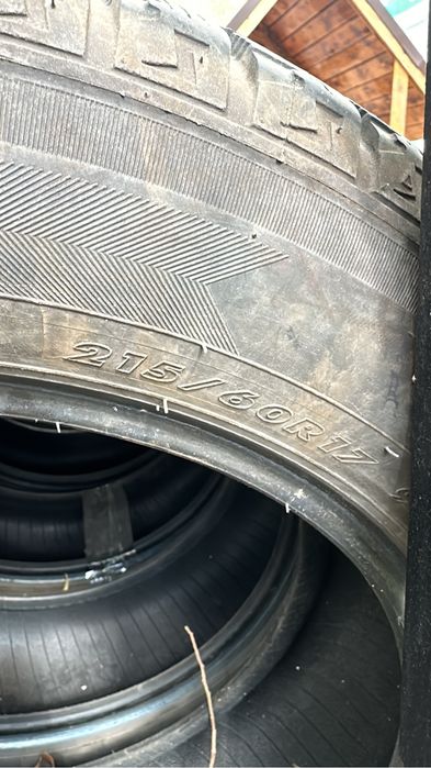 215/60/17 комплект зима
