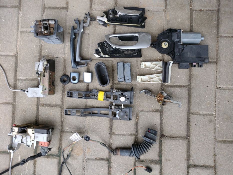 Части за Пежо 307