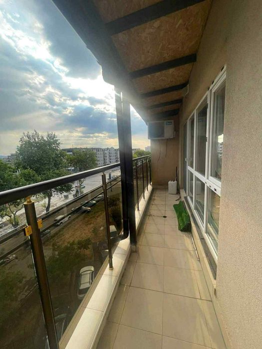 Дава се под наем Тристаен апартамент в Пловдив, Кючук Париж - 100 кв.м за 714 € - Снимка #2