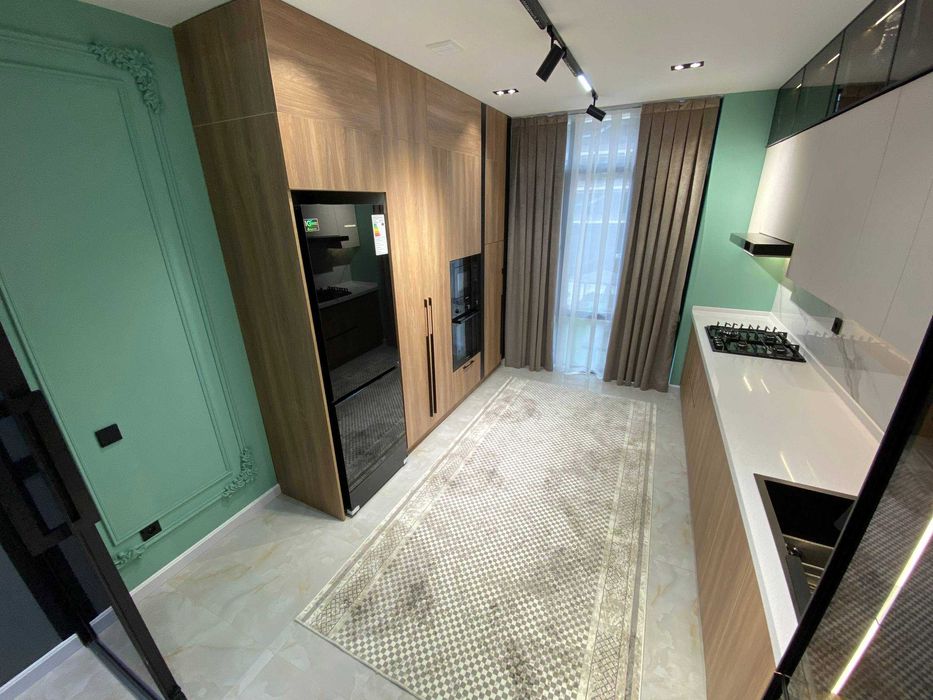 ЖК Yakkasaroy City Mall Яккасарайский район Братские могилы 3/2/10 90к