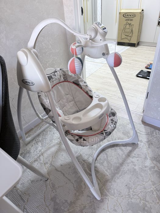 Электронные качели Graco, шезлонг музыкальный