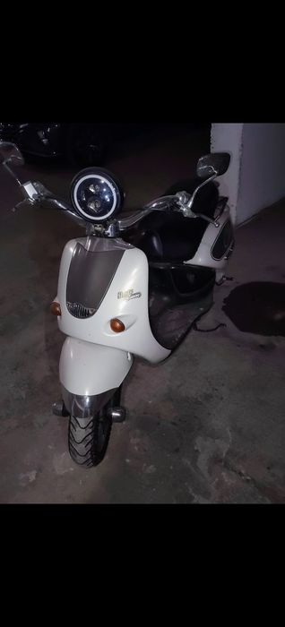 Aprilia mojito custom