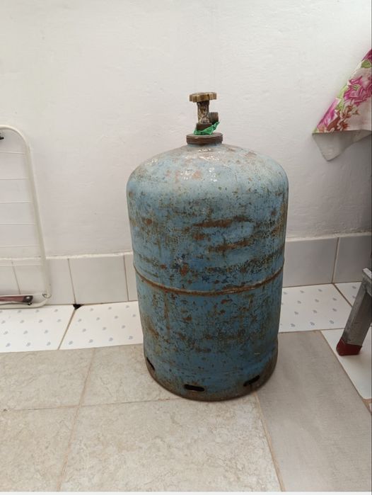 Vand butelie mica fara guler