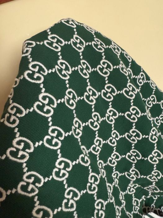 Тениска Gucci с бродирано лого