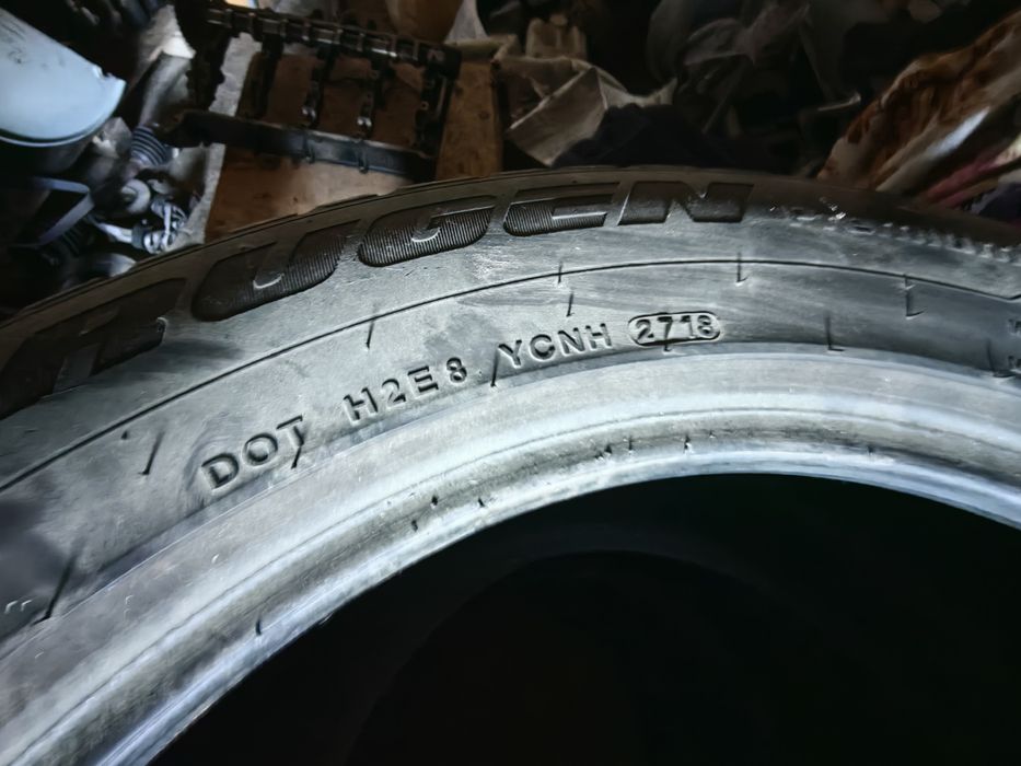 Продам резину 255/55/R18