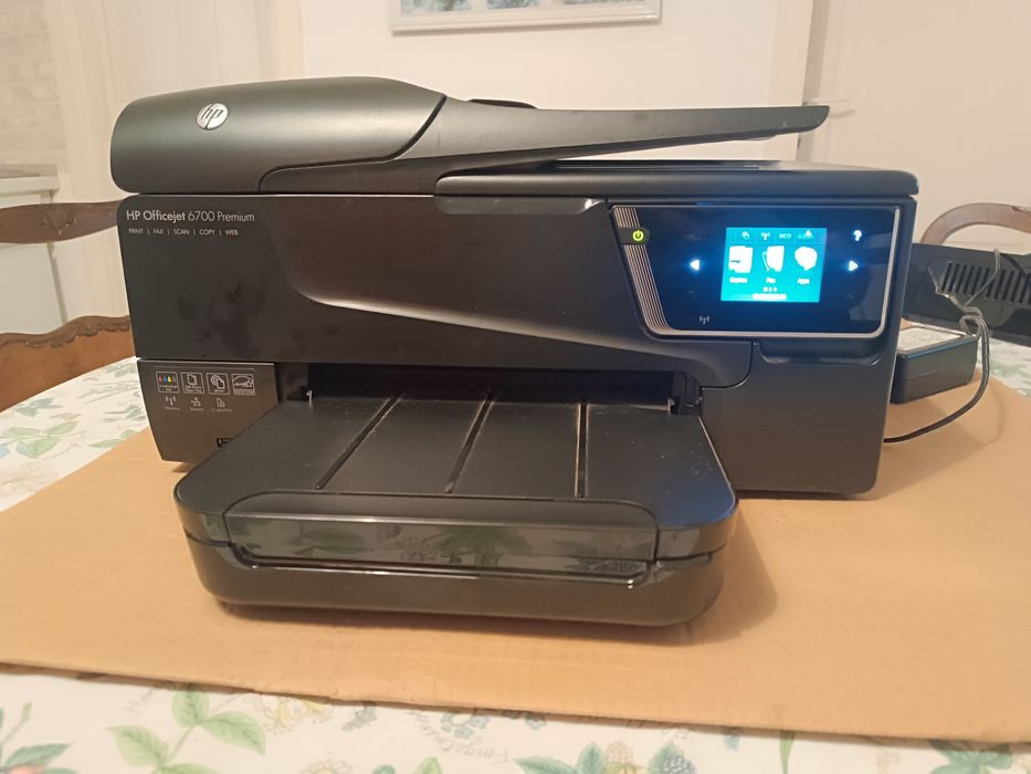 Imprimantă HP OFFICEJET 6700 Premium.