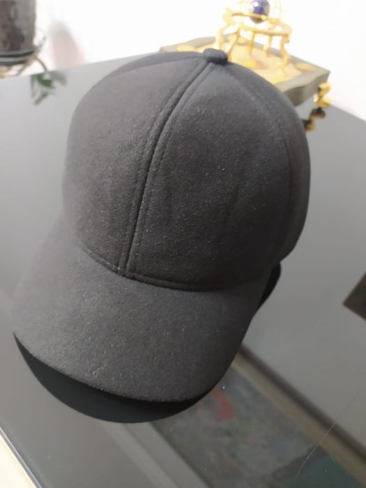 Продам зимнюю кепку