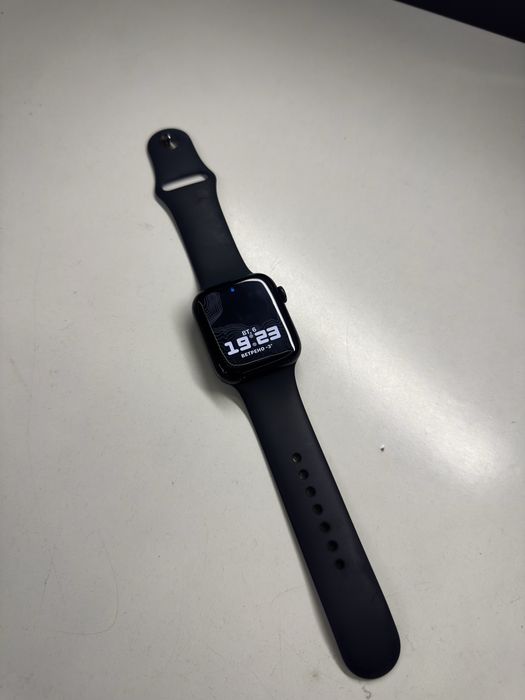 Продам Appel Watch Se 2 44м