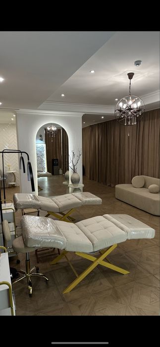 Аренда кушетки в студии красоты