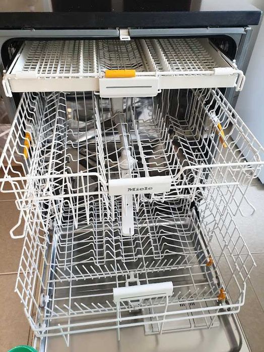 XXL Съдомиялна Miele - Auto Open - 14 Комплекта - Пълно Вграждане 60см