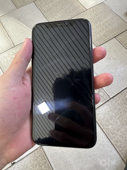 Iphone 11pro sotiladi