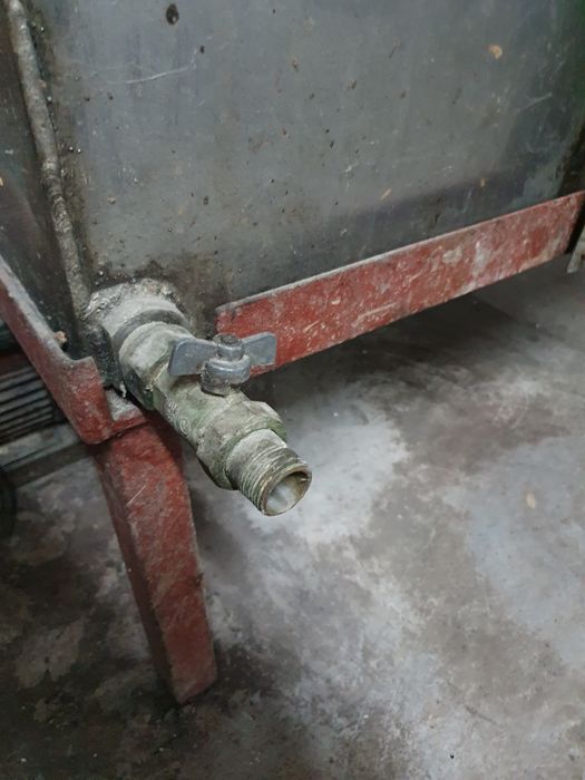 Inox pentru depozitat lichide de 1000 de litri