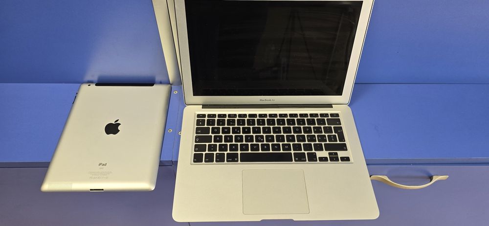 Apple ipad и Apple MacBook