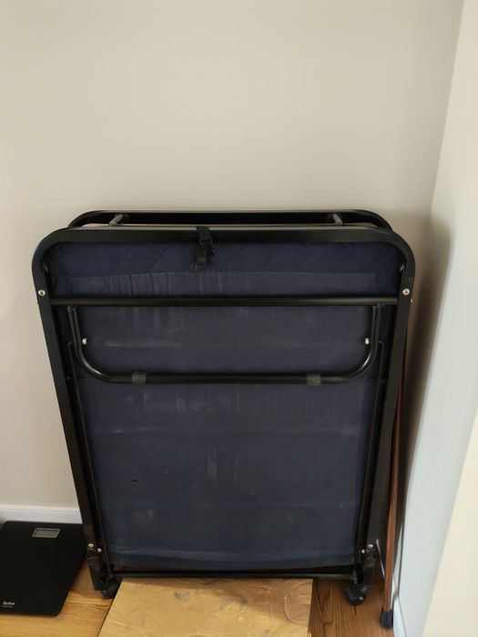 Продам раскладушку Зета