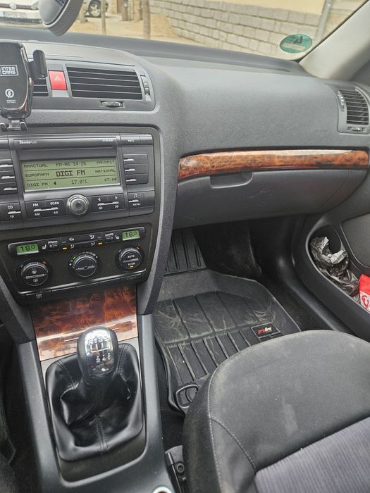 Skoda octavia combi 2L diesel