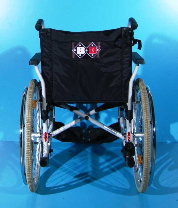 Scaun cu rotile handicap B+B - latime sezut 46 cm