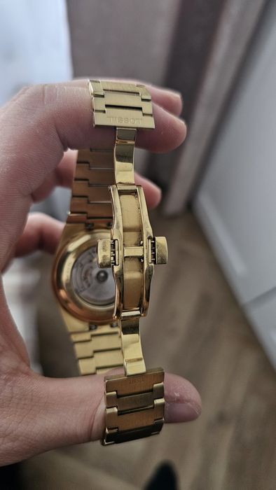 Tissot PRX powermatic 80 (nu rolex, seiko omega longines,  mido ,casio