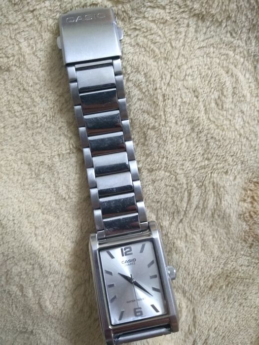 Часы наручные Касио оригенал