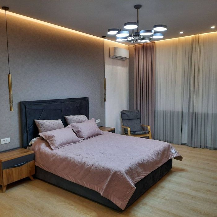 Продается 4х ком квартира в новостройке, ор-р: метро Ойбек, 130м²