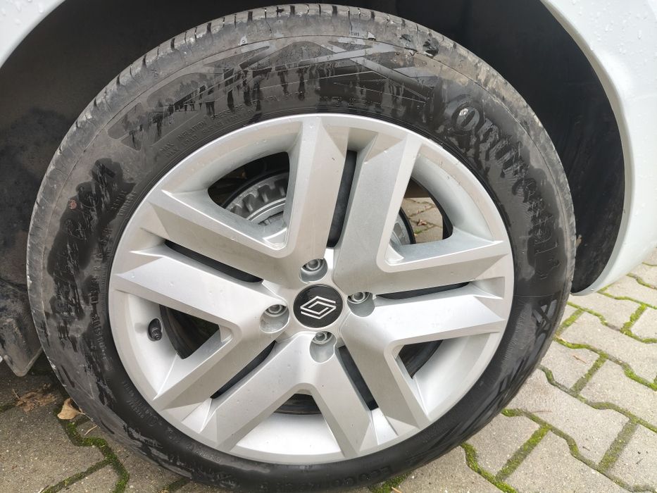 Vând cauciucuri vară continental 195/55 R16 87H.