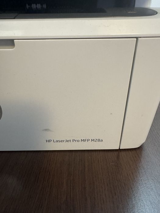 Imprimanta laser HP M28