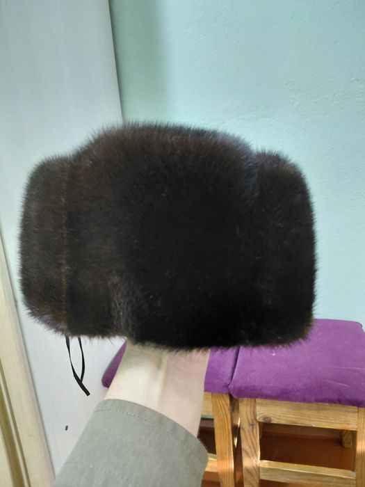 Норкавыие шапка чорныи