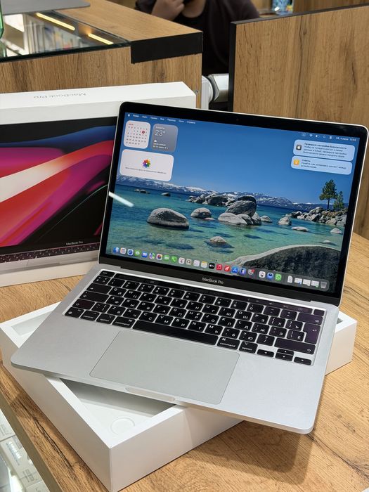 Macbook Pro чип М1 8/256гб ssd