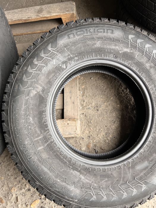 4 anvelope iarna 235/85/16 , Nokian , 7-10 mm !