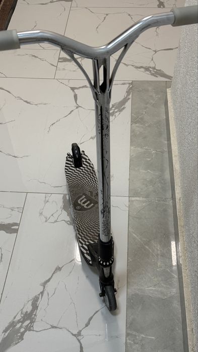 Самокат трюковой профессиональный