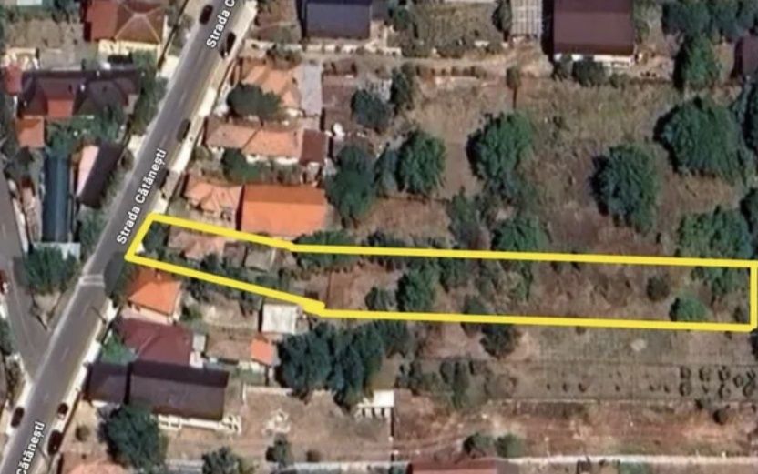 Podari casă bătrânească teren 1451 mp