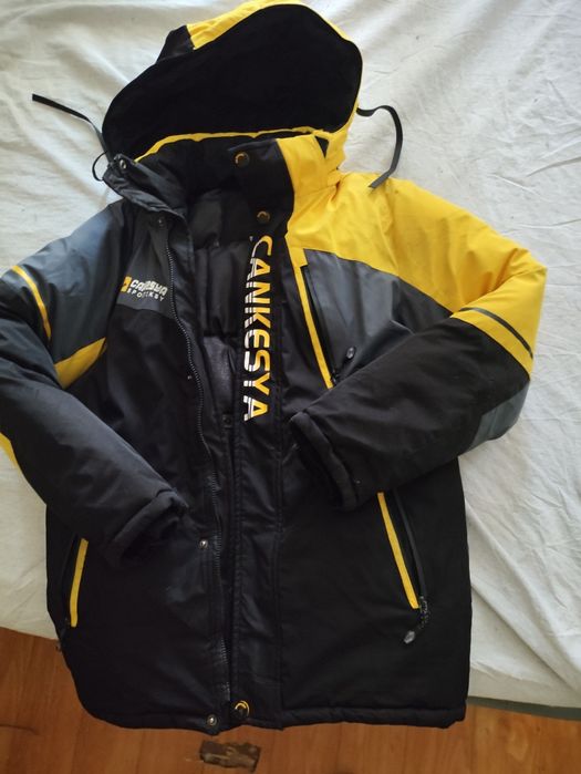 Зимняя куртка подростковая