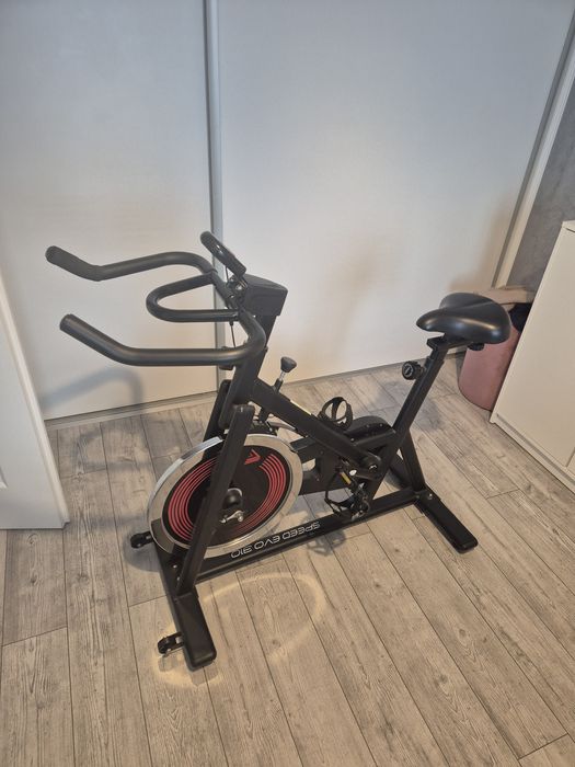De vanzare bicicleta spinner in stare foarte buna de functionare