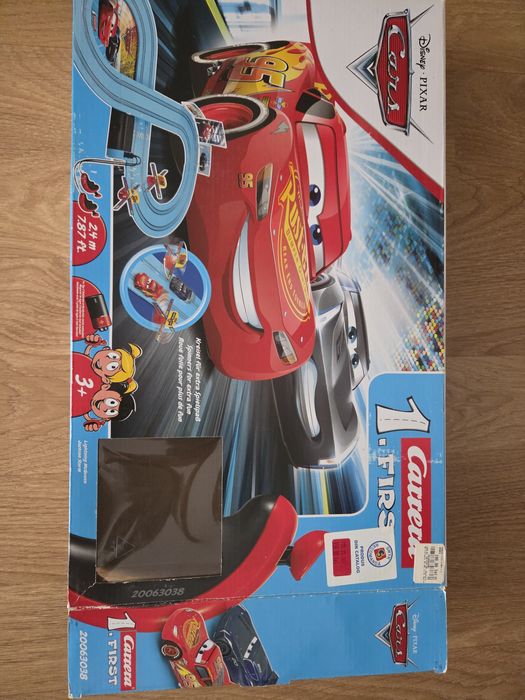 Pista cars ,aproape nou