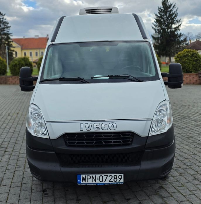 Vând iveco daily 35c15,50c15,35c18,50c18 sprinter