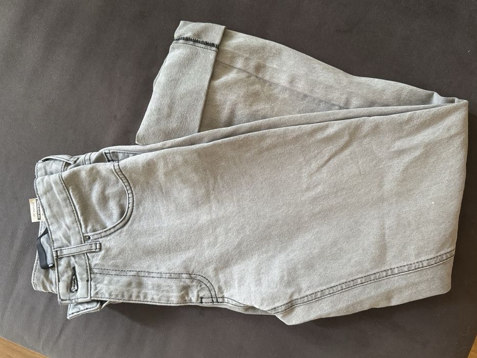 Дънки Calvin Klein, Pause jeans