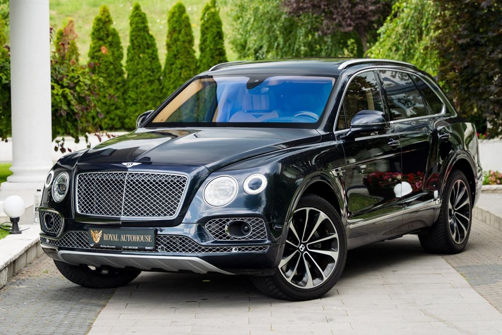 Bentley Bentayga 70.247 + tva deductibil, Garantie, Piele bej, masaj, Hud, Night vision