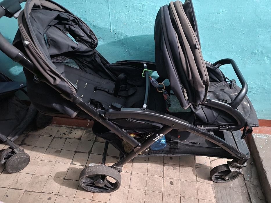 Продам коляску для двойни/погодок