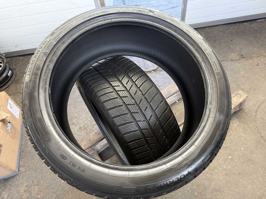 2x Anvelope Iarna 235/40 r19 M+S - Barum Polaris 5